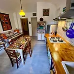 Appartamento In Tranquillo Borgo Vicino Al Centro